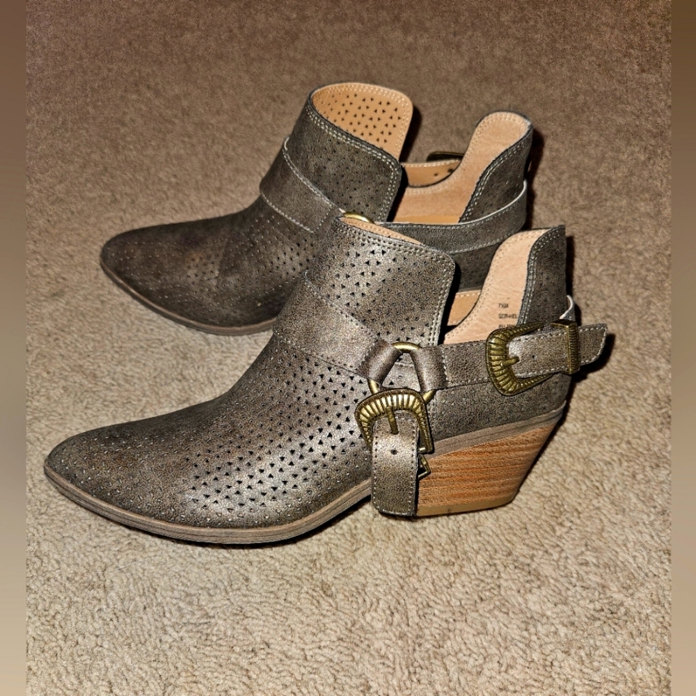 SUGAR - Hello ankle boots size 7.5
